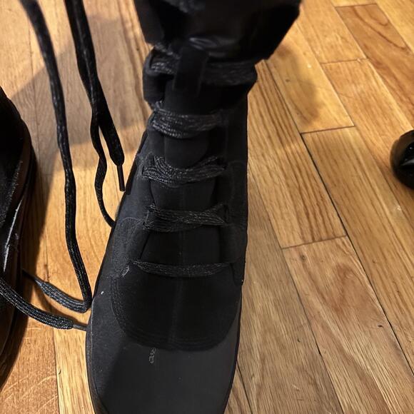 North Face Black Fur Winter - Picture 4 of 8